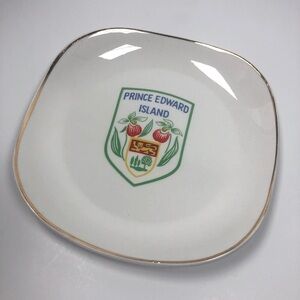 Vintage Prince Edward Island Souvenir Dish❤️ 5” Square Plate with Gold Trim